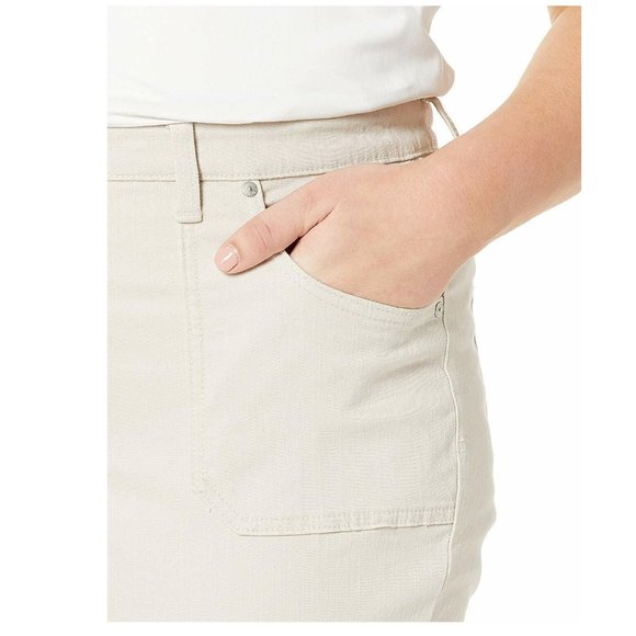 Women's Bermuda Shorts Gloria Vanderbilt Mia Belted size 24W NEW - Picture 3 of 4